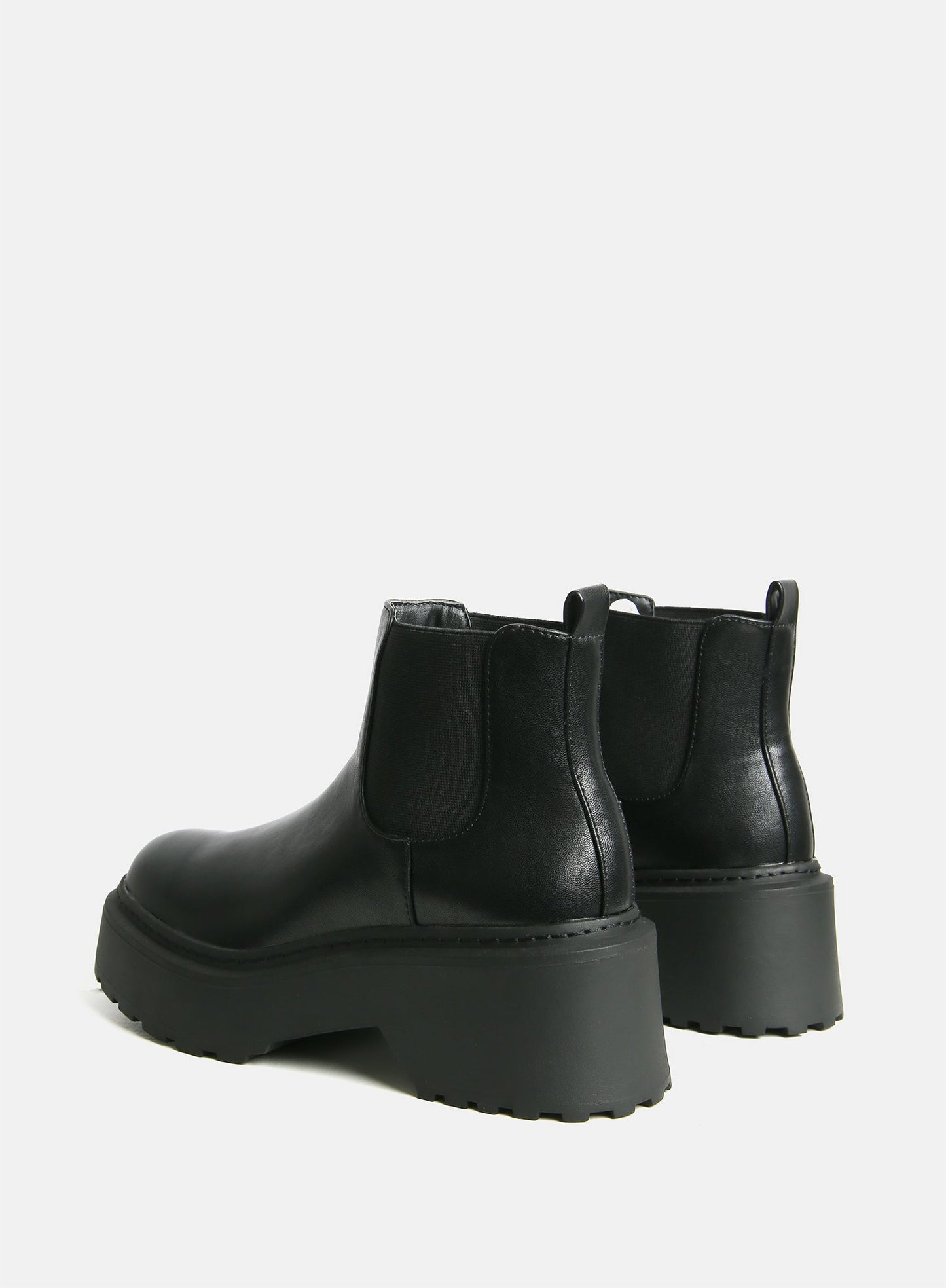 Ellis Chunky Chelsea Boots Black