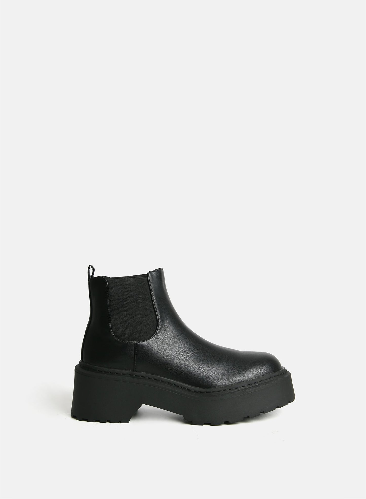 Ellis Chunky Chelsea Boots Black